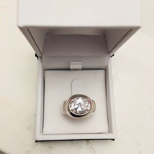 925 Sterling Silver Cubic Zirconia cocktail ring